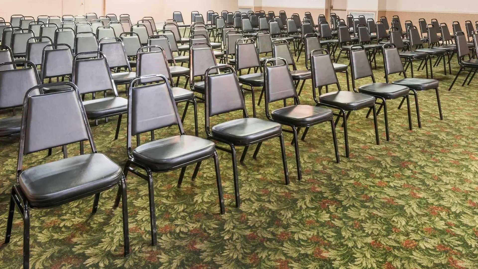 Columbus Grand Hotel & Banquet Center